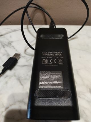 Base de carga mandos PS4 