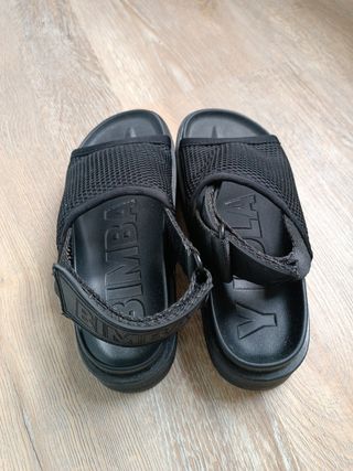 Sandalias