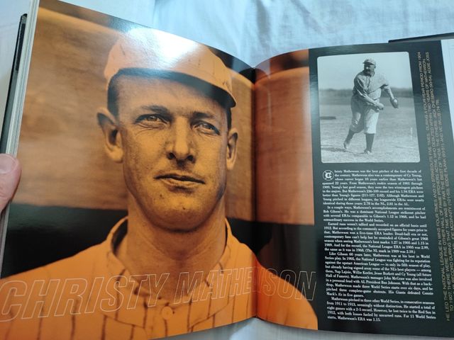 Libro historia del béisbol ( inglés)