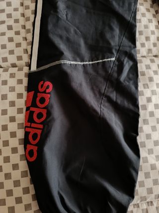 Pantalón chándal Adidas