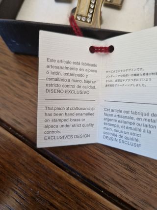 Conjunto anillo, pendientes y gargantilla