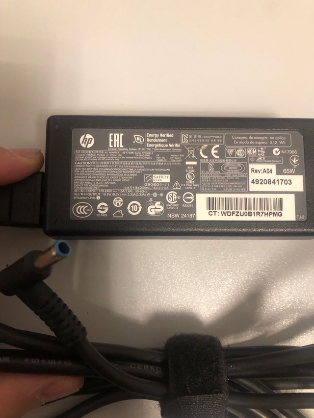 Cargador HP 65W Original