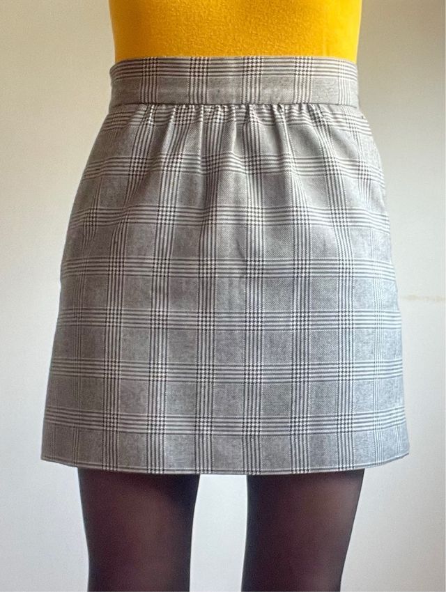 Minifalda pata de gallo con bolsillos mango suit