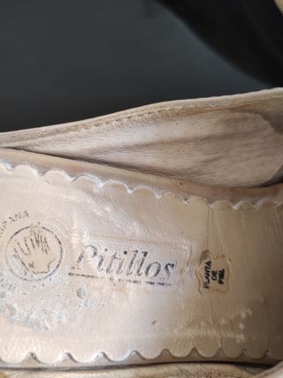 Zuecos, zapato abierto T 37