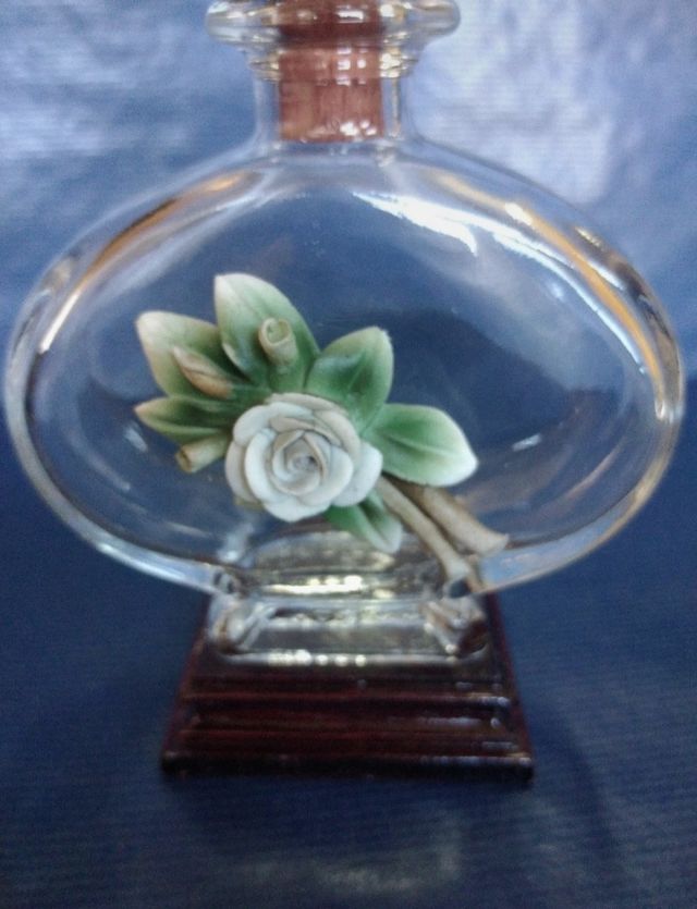 Frasco de vidro decorativo