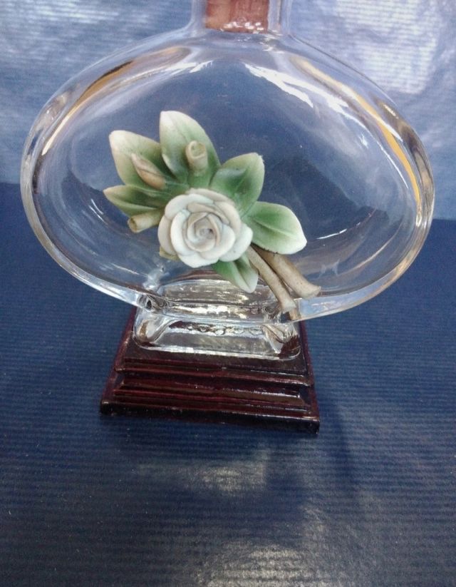 Frasco de vidro decorativo