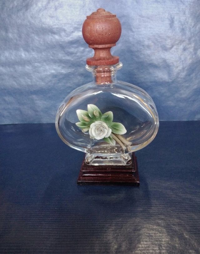 Frasco de vidro decorativo