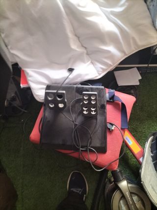 Dos volantes con pedales