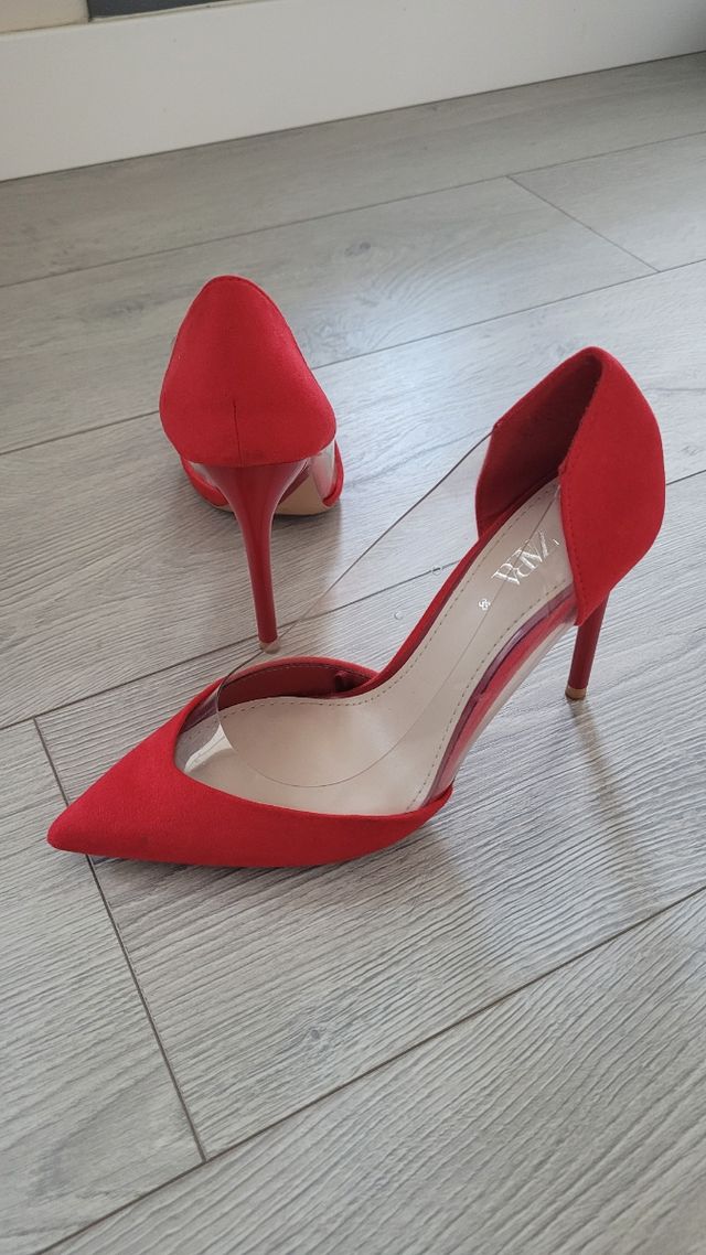 TACONES ROJOS T38
