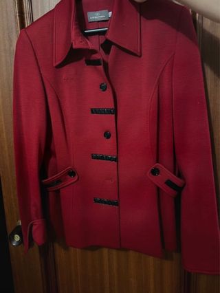 Traje de chaqueta y falda