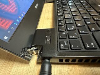 Portatil Toshiba Portege R830