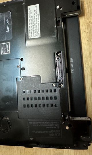 Portatil Toshiba Portege R830