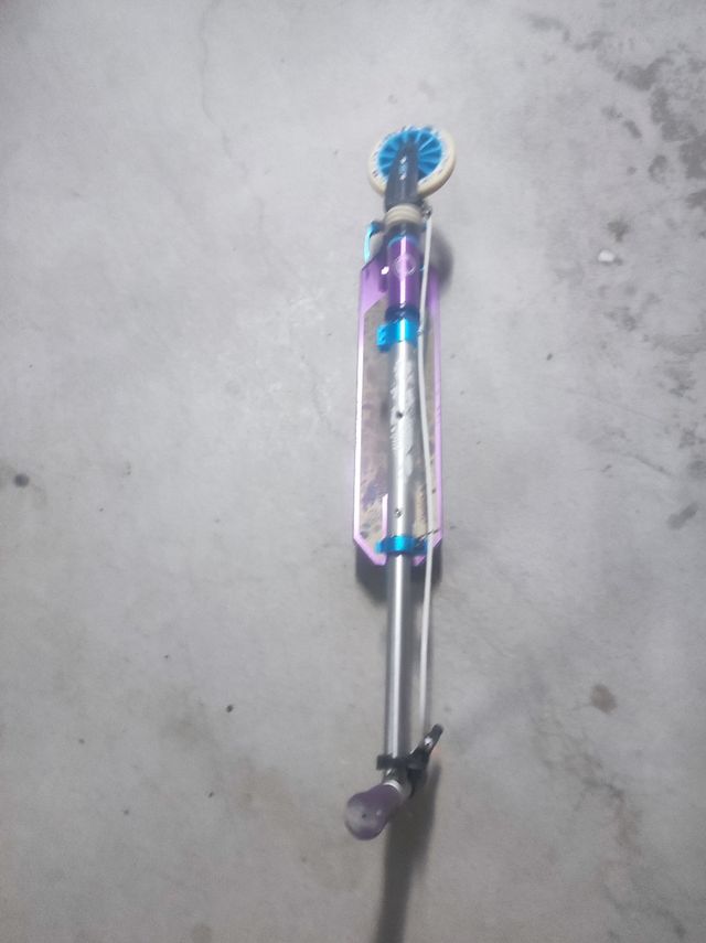 Patinete Oxelo morado