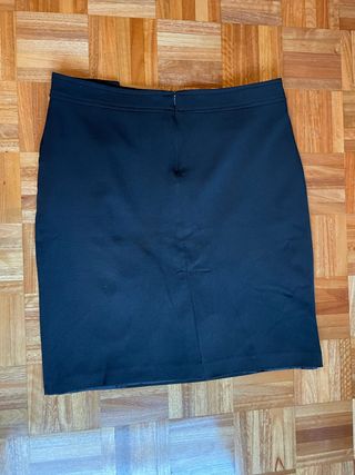 falda negra