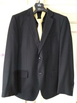 Traje juvenil