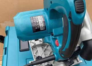 Tronzadora Makita SP 6000 J en Systainer