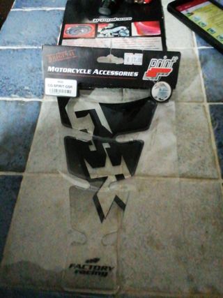 Suzuki gsr