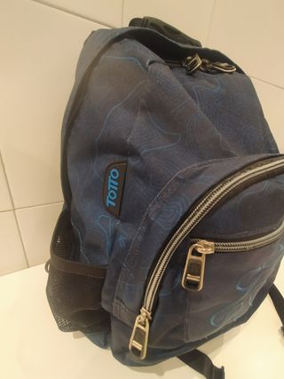 Mochila escolar Totto