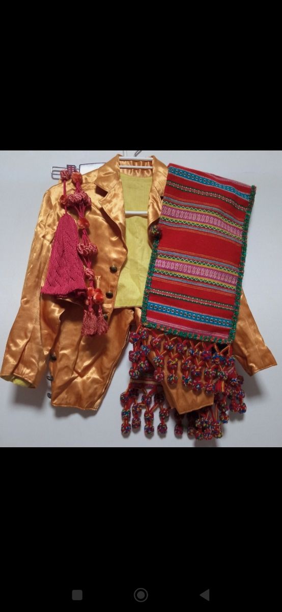 Alquiler precioso traje fallero saraguel