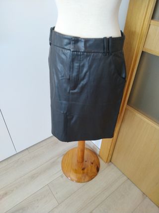 Falda polipiel Zara XL
