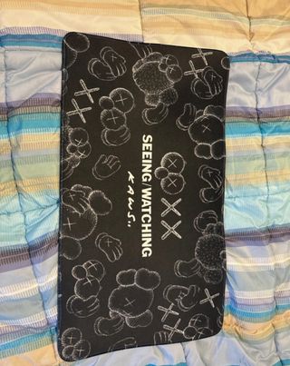 Tappetino per scrivania Kaws