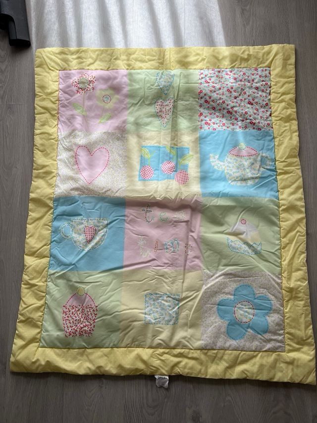 2 nordico y protector cuna