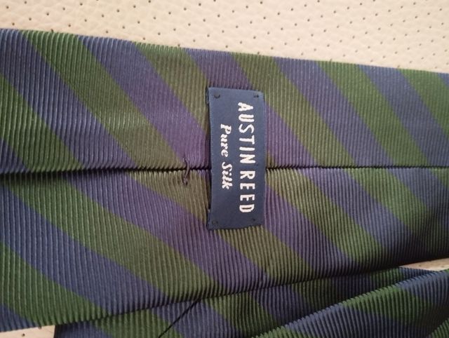 Corbata azul y verde