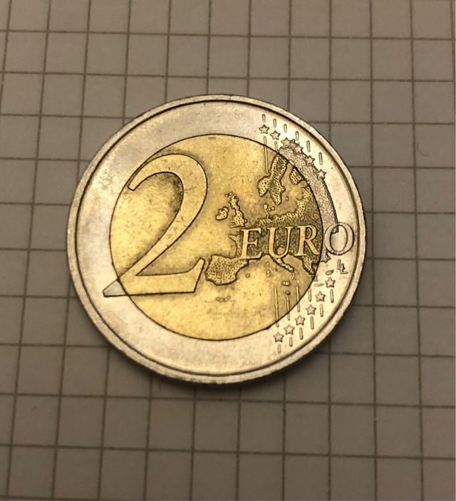 Moneda valiosa de dos euros para coleccionista