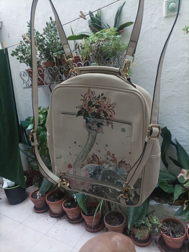 Mochila avestruz