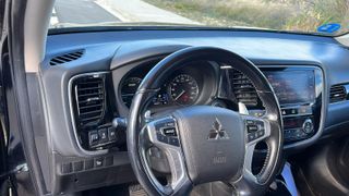 Mitsubishi outlander phev 2019