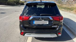 Mitsubishi outlander phev 2019