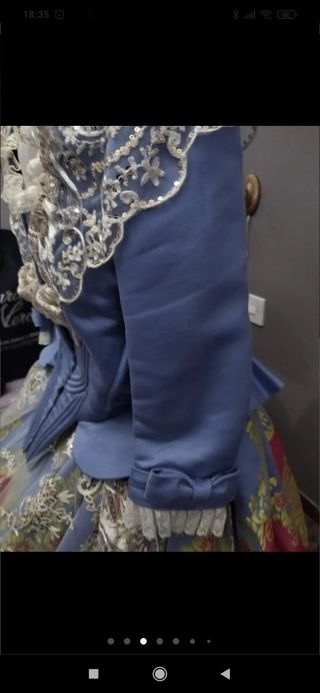 Vestido de fallera talla 44 con 2 corpiños y za