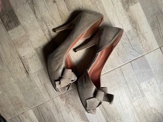 Tacones piel serpiente