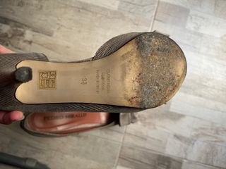 Tacones piel serpiente