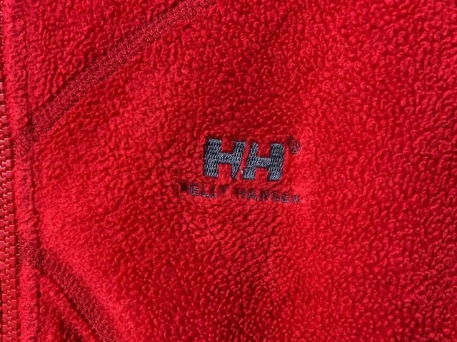 Forro polar Helly Hansen con logo bordado