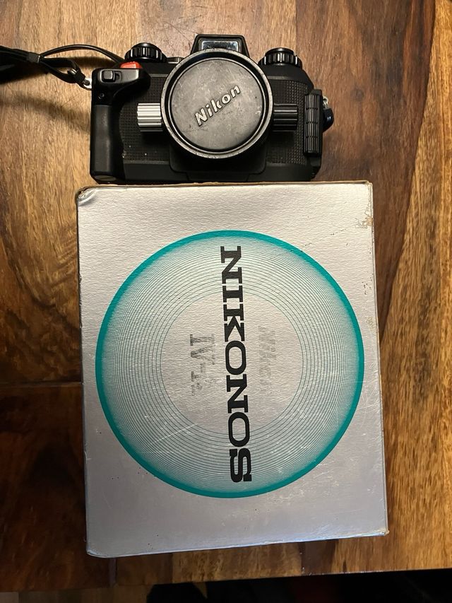 Nikonos IV-A e SB-101