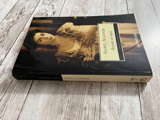Libro “Retrato en sepia” de Isabel Allende