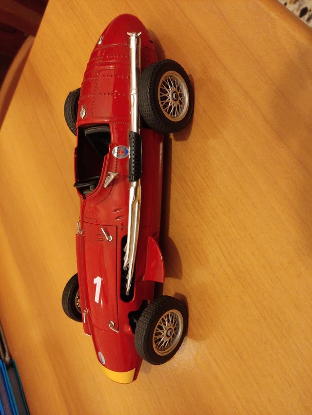 Modellino Maserati Rossa corsa Polystil 