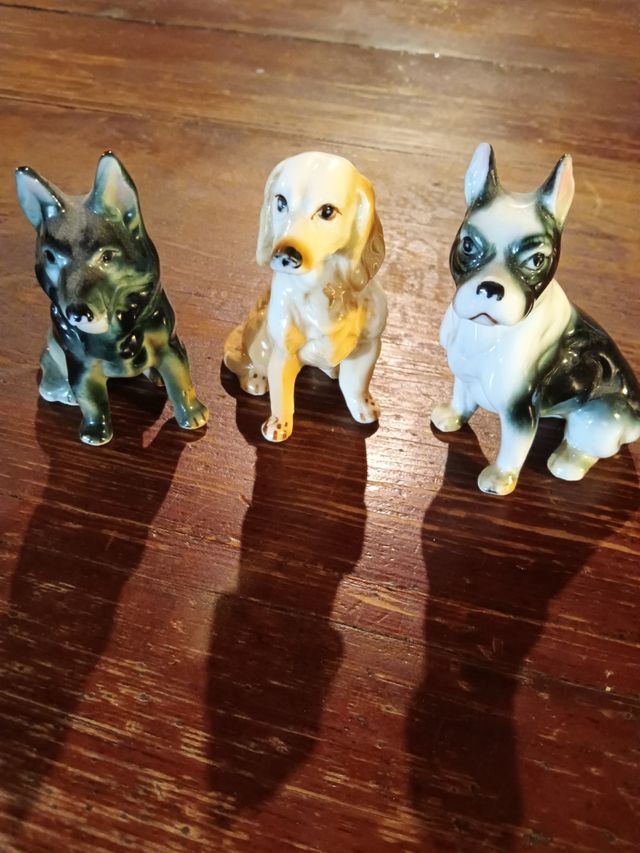 Figure in porcellana 6 Cani