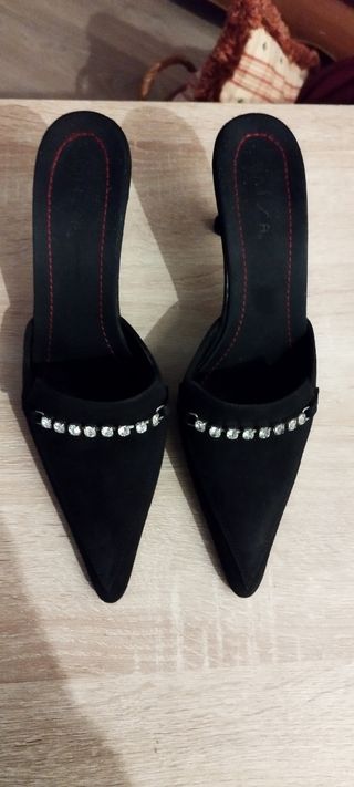 Zapatos de fiesta en antes negro 