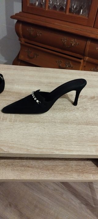 Zapatos de fiesta en antes negro 