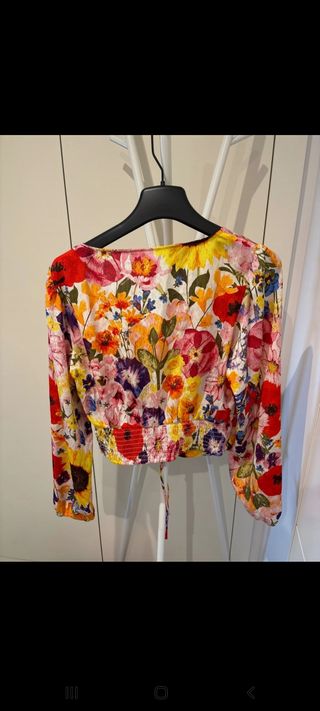 Camisas flores H&M talla S