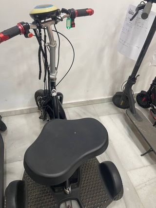 Taller de patinetes electrónicos