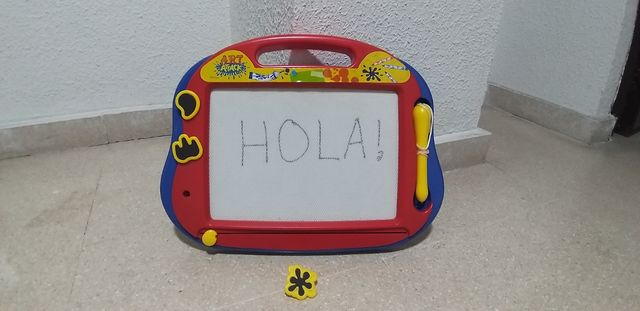 Pizarra magnética Art Attack (Disney).