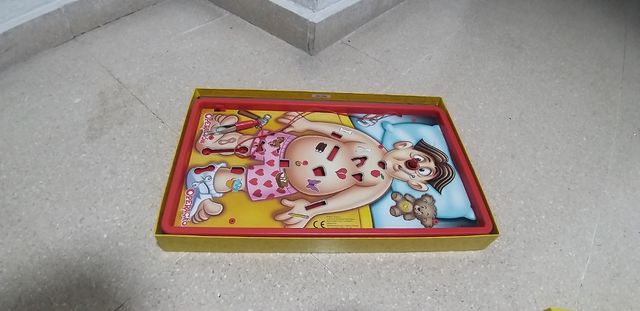 Juego Operación de Hasbro.