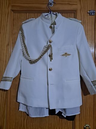Traje admirante de comunión
