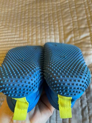 Cangrejeras talla 27. Marca Aldi