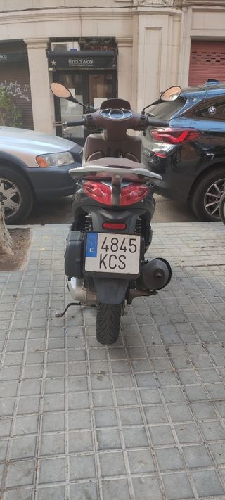 Piaggio medley 125