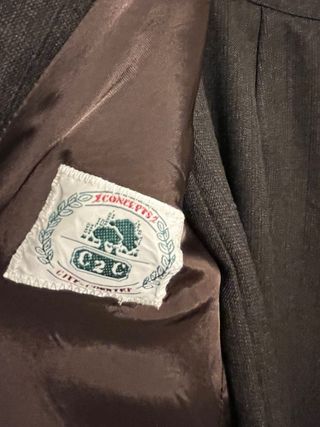 Traje de americana y falda marron
