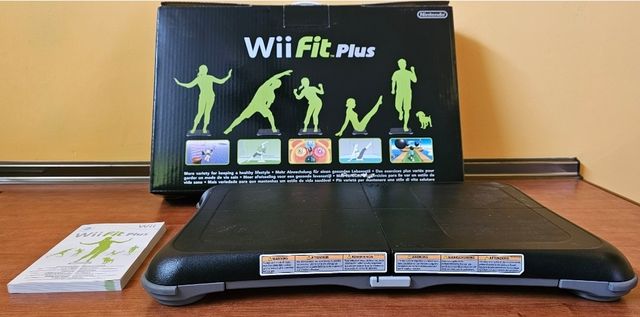 Tabla Wii Balance Board + Wii Fit plus